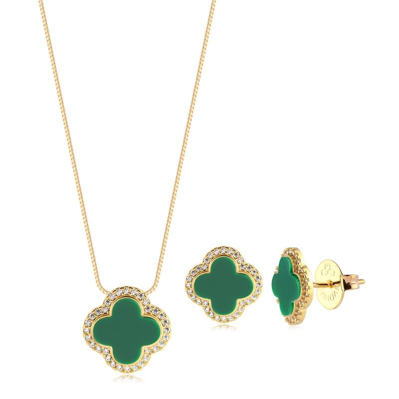 CONJUNTO TREVO VERDE COM ZIRCÔNIAS FOLHEADO A OURO