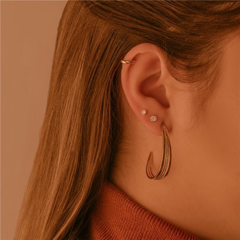 BRINCO MINI PONTO DE LUZ FOLHEADO A OURO