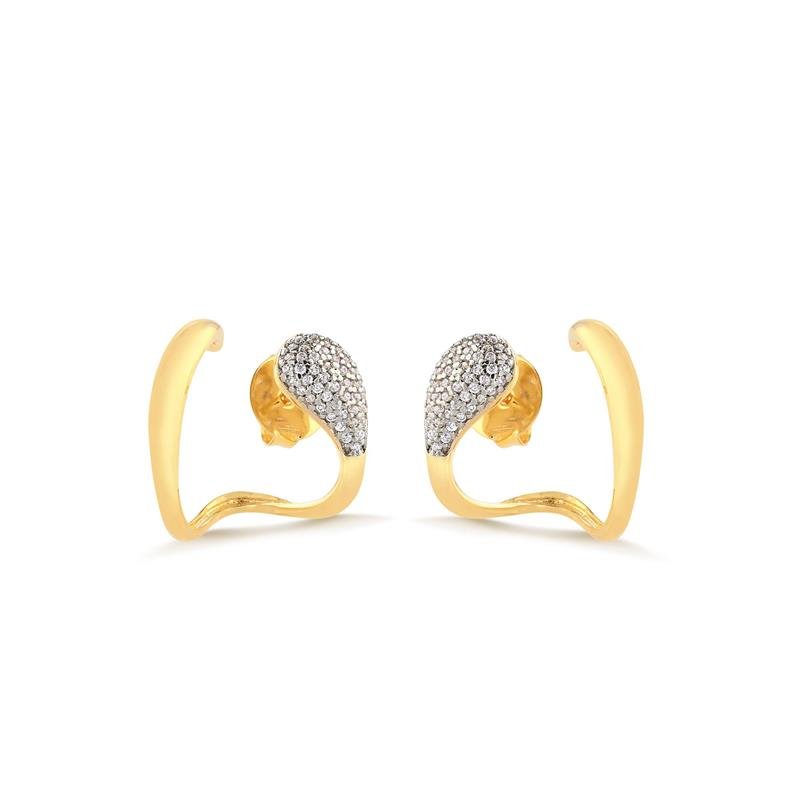 Brinco Ear Cuff Ponta Lisa E Cravejada Folheado A Ouro