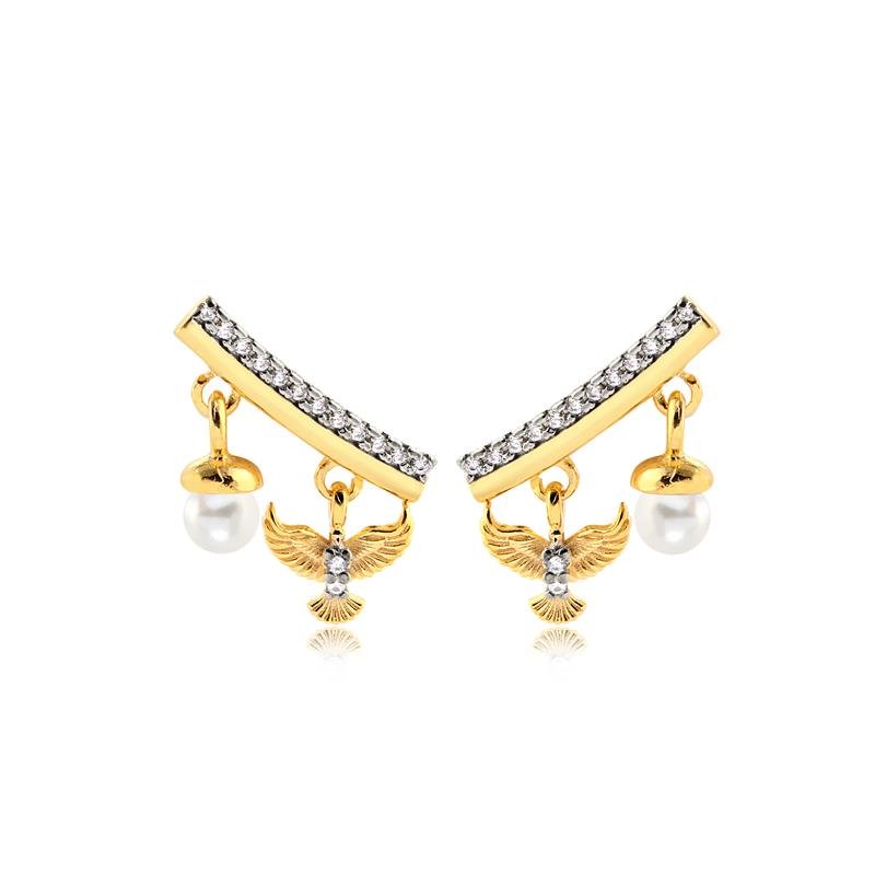 BRINCO EAR CUFF COM DIVINO ESPIRITO SANTO E PÉROLAS FOLHEADO A OURO